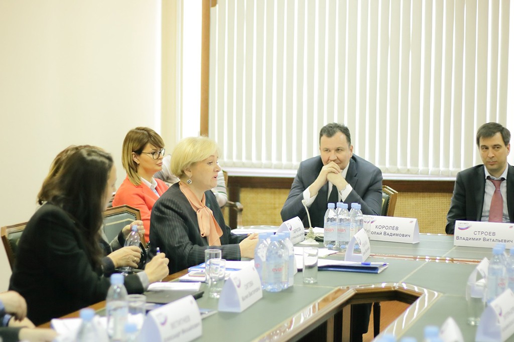 V GUU proshlo zasedanie Federal'nogo uchebno-metodicheskogo obedineniya «Servis i turizm» (19)
