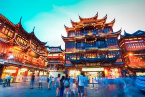 shanghai yuyuan garden in nightfall China shutterstock 147718496.jpg